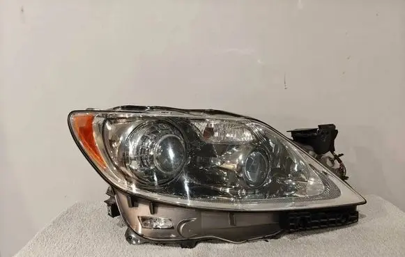 Lexus LS 460 - 600H Headlight/headlamp 