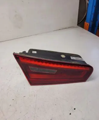 Audi A3 S3 8V Tailgate rear/tail lights 8V3945093B