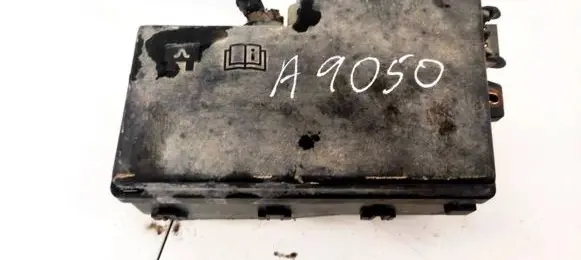 Ford Focus Fuse box set AV6T14A142AB AV6T-14A142-AB