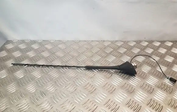 Radio antenna