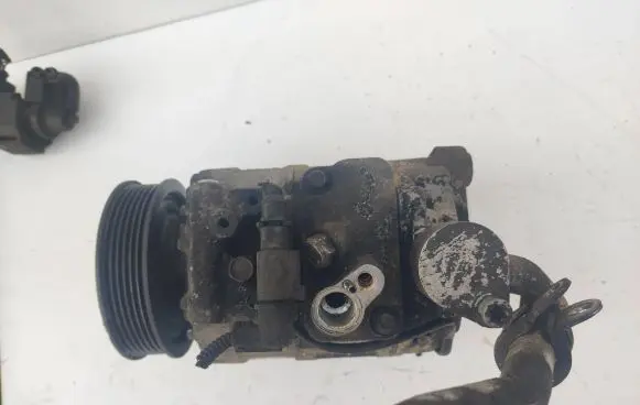 Audi Q7 4L Air conditioning (A/C) compressor (pump) 7L6820803F