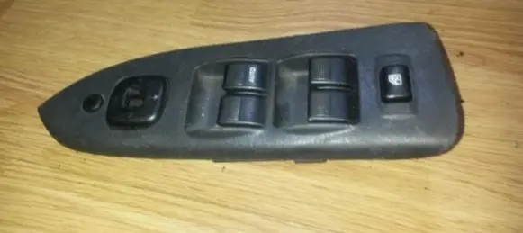 Mazda 626 Electric window control switch ge8c66350