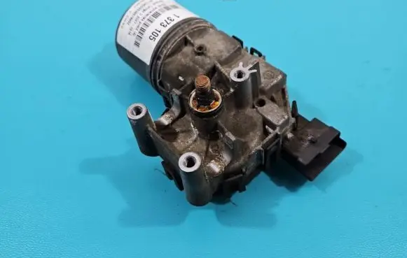 Renault Twingo II Wiper motor 0390241541 IMPRK1373105