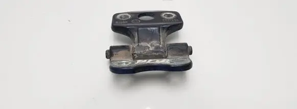 Mercedes-Benz C W202 Front door lower hinge 95M05