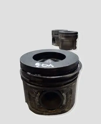 BMW 5 E60 E61 Piston N47