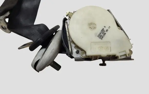 Volkswagen Caddy Rear seatbelt 2K0857811BRW
