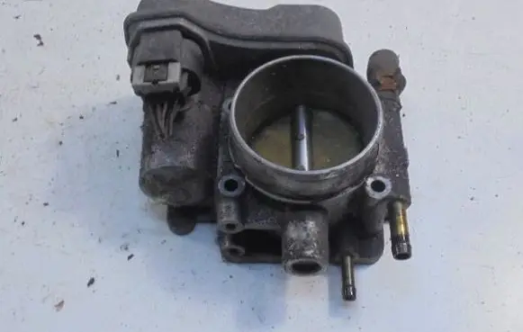 Opel Vectra C Electric throttle body valve 09128518