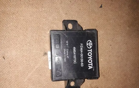 Toyota Avensis T270 Alarm control unit/module PZ4640013063