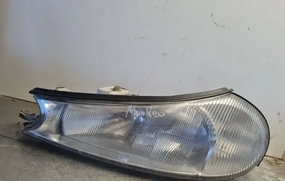 Ford Mondeo Mk III Headlight/headlamp 98BG13006FB 0301098205 4089847