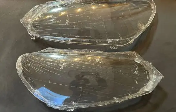 Volkswagen Golf VI Headlight lense 