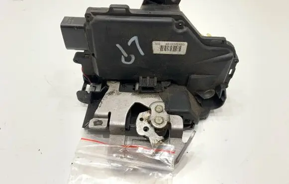 Audi A4 S4 B6 8E 8H Front door lock 4B1837015G