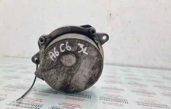 Audi A6 S6 C6 4F Vacuum pump