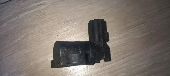 Ford Mondeo Mk III Crankshaft position sensor 1s7f6c315ad 1s7f-6c315-ad