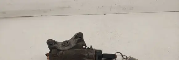 Volkswagen PASSAT B5 Ignition lock 4B0905851