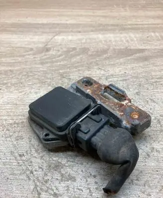 Opel Astra F Ignition amplifier control unit 5WK6222 WITHPLUG
