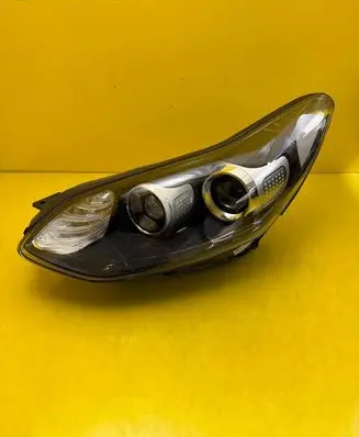 KIA Sportage Headlight/headlamp 92101F1010