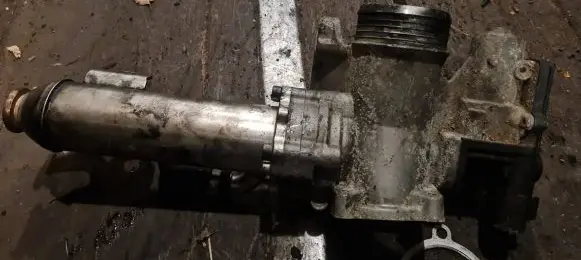 Volvo XC90 EGR valve 880766L
