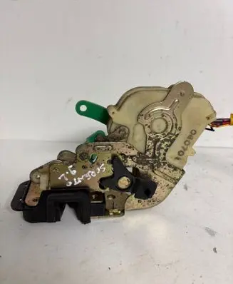 KIA Sorento Front door lock 040701