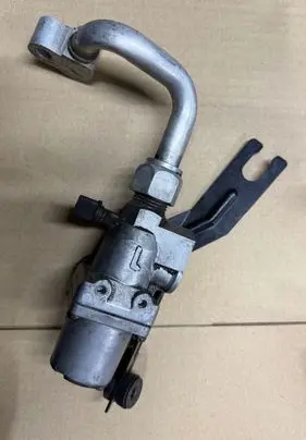 Lexus SC 300 - 400 Air conditioning (A/C) expansion valve 