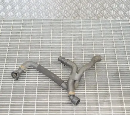 Volkswagen Golf VI Engine coolant pipe/hose