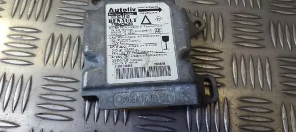 Renault Laguna I Airbag control unit/module 7700429436A 550536200