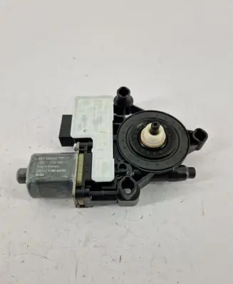 Skoda Octavia Mk3 (5E) Rear door window regulator motor 5Q0959811A