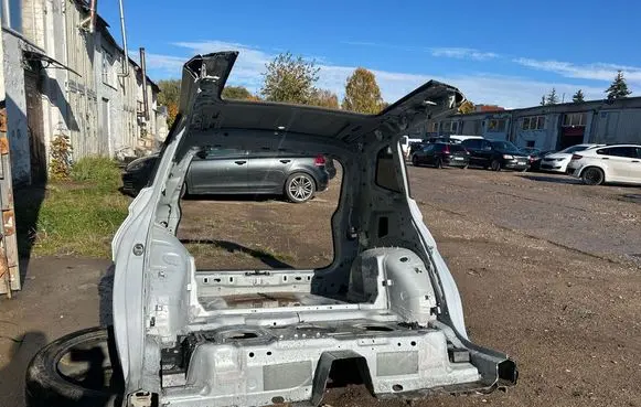 Volkswagen Tiguan Allspace Rear bodywork 