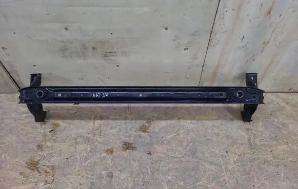 Volvo V40 Bottom radiator support slam panel 