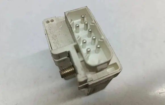 BMW 3 E46 Glow plug pre-heat relay 2247664 72RB511