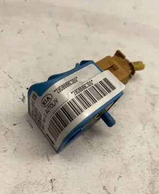 KIA Sorento Airbag deployment crash/impact sensor 959203E100