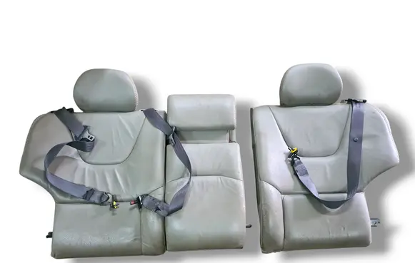 Volvo XC70 Rear seat 
