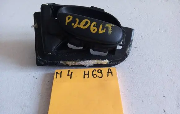 Peugeot 206 Rear door interior handle 1212123