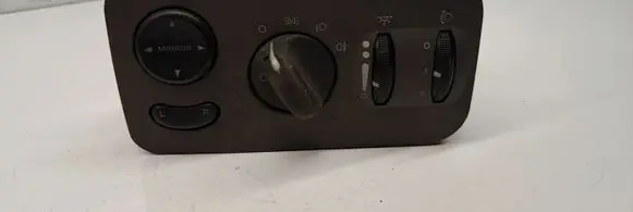 Chrysler Grand Voyager IV On-board computer control switch 746-74608-3