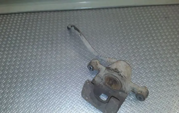 Hyundai Sonata Rear brake caliper 