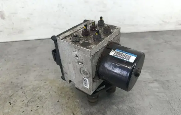 Volkswagen PASSAT B6 ABS Pump 3C0614109J
