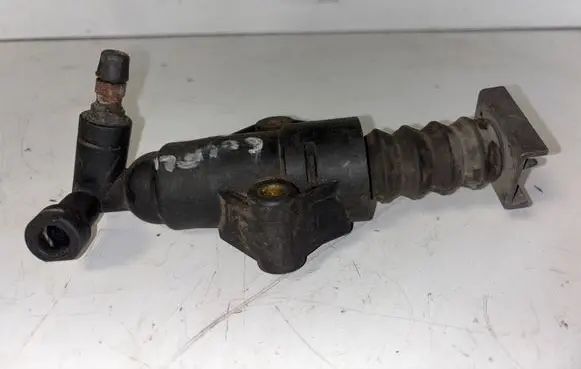 Volkswagen Golf IV Clutch slave cylinder 1J0721261