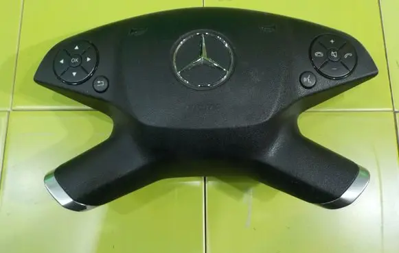 Mercedes-Benz E W212 Steering wheel airbag 2128600102 XP262