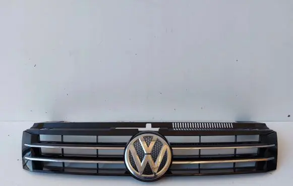 Volkswagen Sharan Front bumper upper radiator grill 7N0853653A