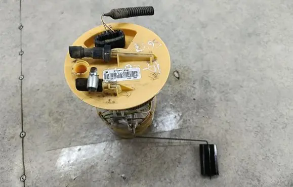 Volvo C30 In-tank fuel pump 3M519275