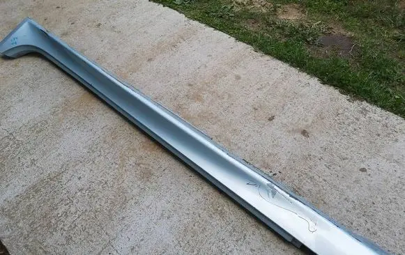 Jaguar XF X250 Foot area side trim 