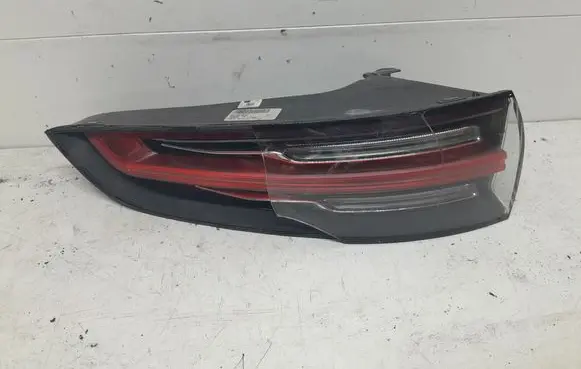 Porsche Cayenne (9Y0 9Y3) Rear/tail lights 9Y0945095M