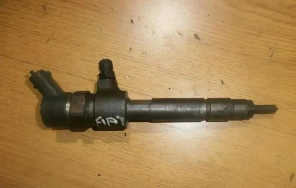 Alfa Romeo 156 Fuel injector 0445110019