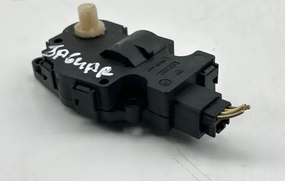 Jaguar XF X250 Air flap motor/actuator 410475520