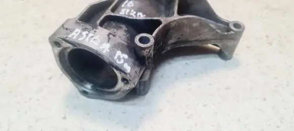 Opel Astra J Driveshaft support bearing bracket 13349212