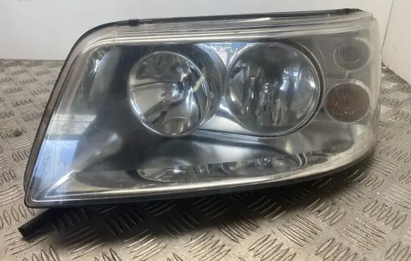 Volkswagen Transporter - Caravelle T5 Headlight/headlamp 7H1941015L 0301195201