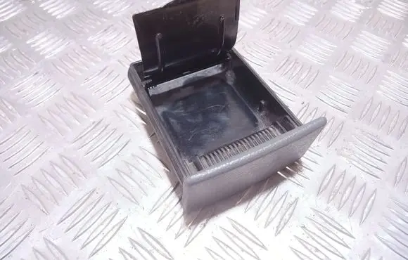 Ashtray (front)