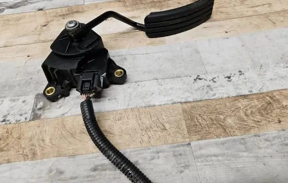 Renault Scenic II - Grand scenic II Accelerator throttle pedal 8200159645
