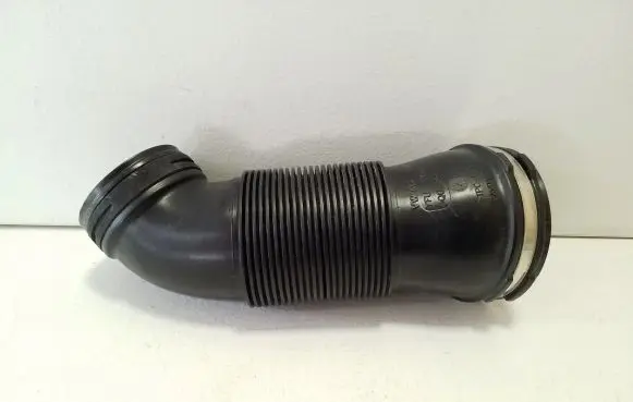 Skoda Kamiq Air intake duct part 5Q0129684E