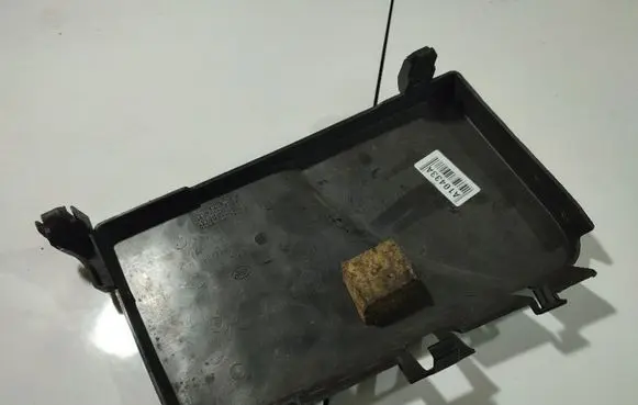 Peugeot 407 Battery box tray cover/lid 9647467980