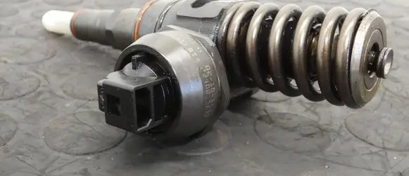 Ford Galaxy Fuel injector 038130073AK 0414720038